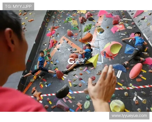 重庆极限运动队在世界攀岩锦标赛中的逆袭之旅与荣耀时刻